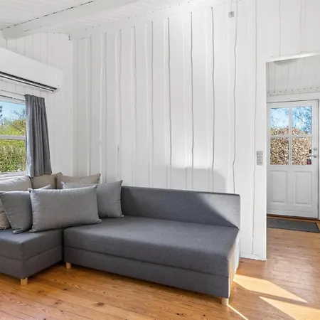 بيت للعطل Swea - 2-5km From The Sea By Interhome