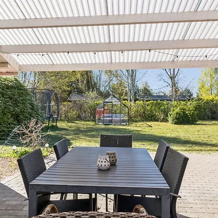 בית נופש Swea - 2-5km From The Sea By Interhome Højby